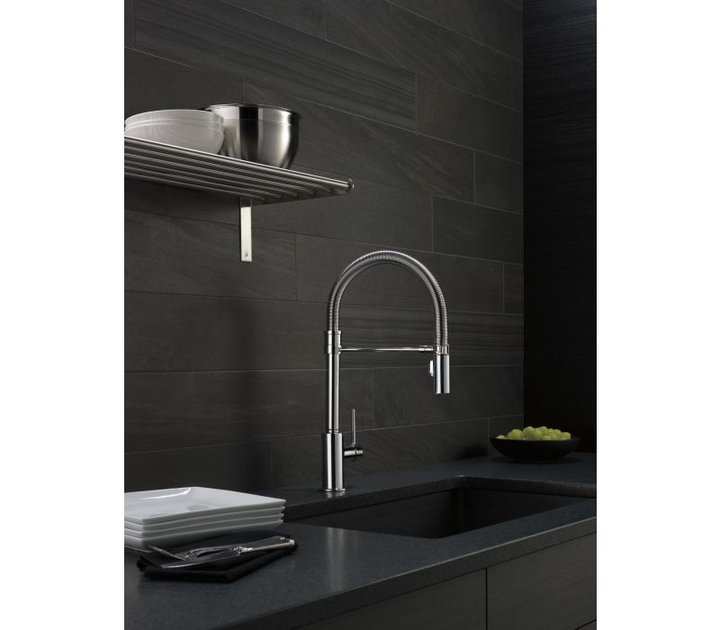 Delta Trinsic Pro Pull-Down Kitchen Faucet 